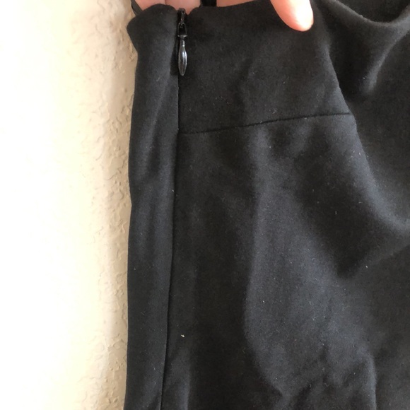 h:ours Jux Mini Dress in Black XXSMALL - Picture 7 of 9